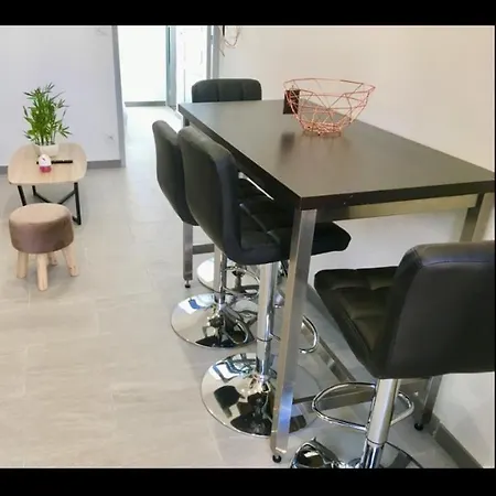 Daire M Juin App C Nîmes